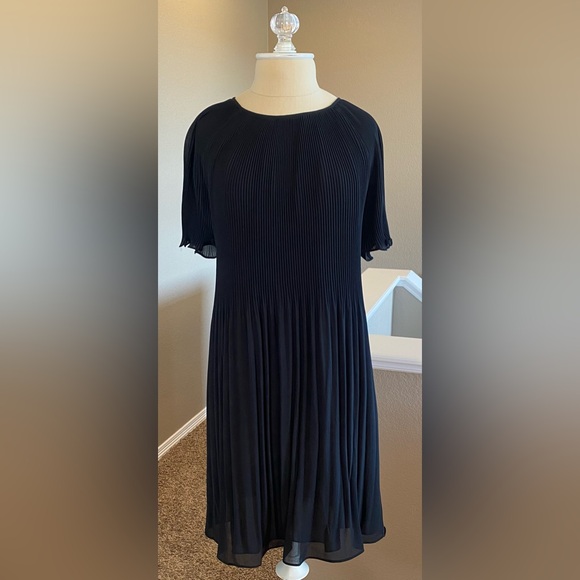 Michael Kors Pleated Dress - Picture 1 of 5